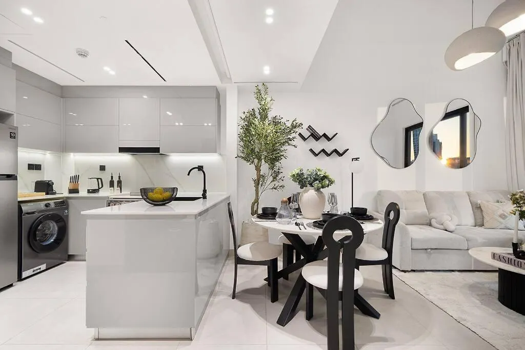 Apartment Binghatti Canal Business Bay Dubai